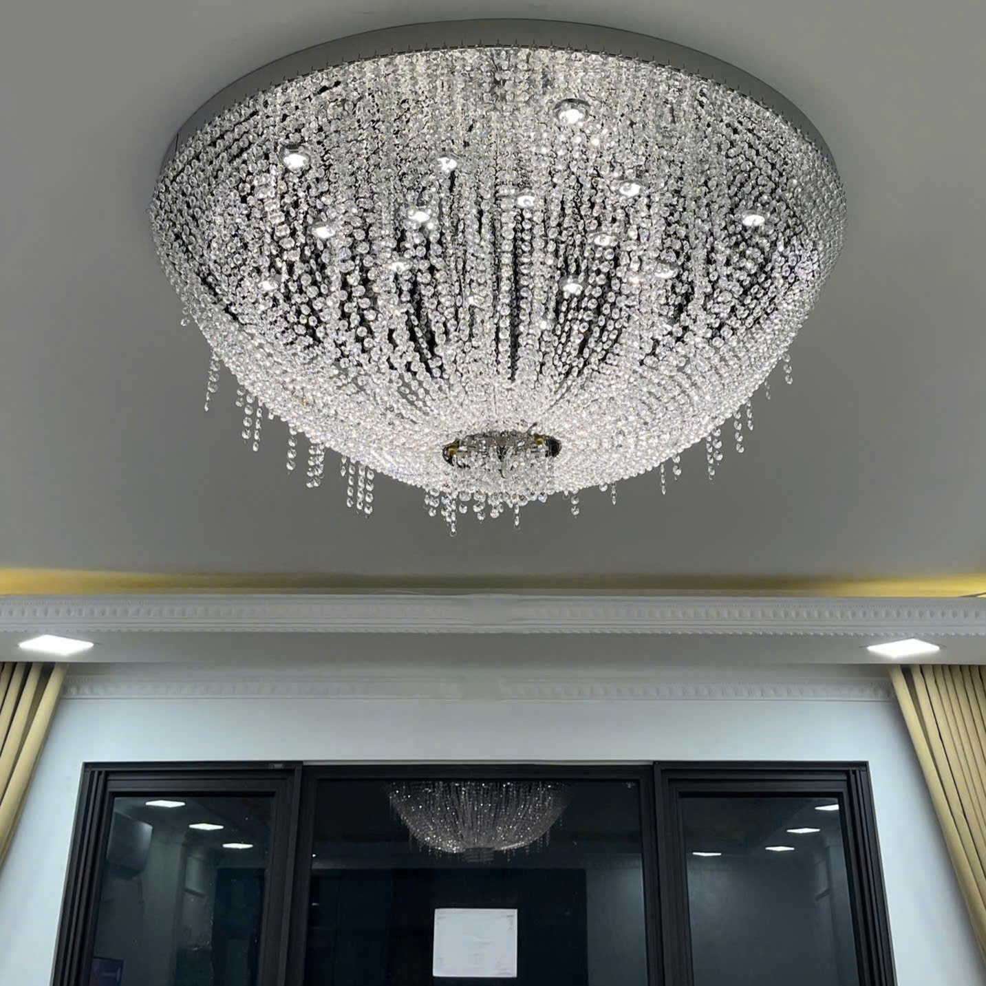 Đèn pha lê 110PL dimmer 3 màu có điều khiển thông minh KT: D1200xH500mm